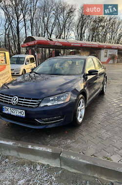 Седан Volkswagen Passat 2014 в Луцке