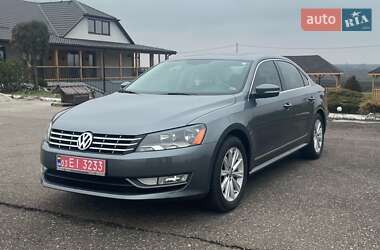 Седан Volkswagen Passat 2013 в Дубно