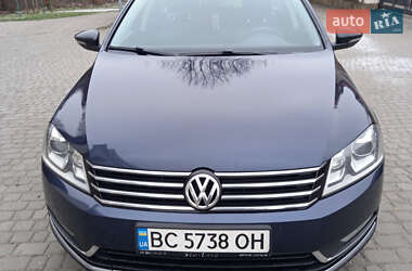 Універсал Volkswagen Passat 2014 в Львові