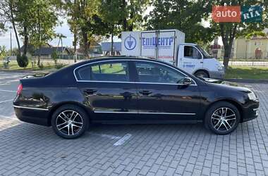 Седан Volkswagen Passat 2010 в Коломые