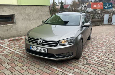 Універсал Volkswagen Passat 2014 в Львові