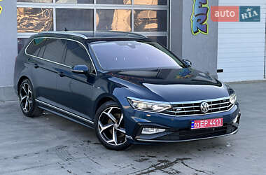 Універсал Volkswagen Passat 2020 в Мукачевому