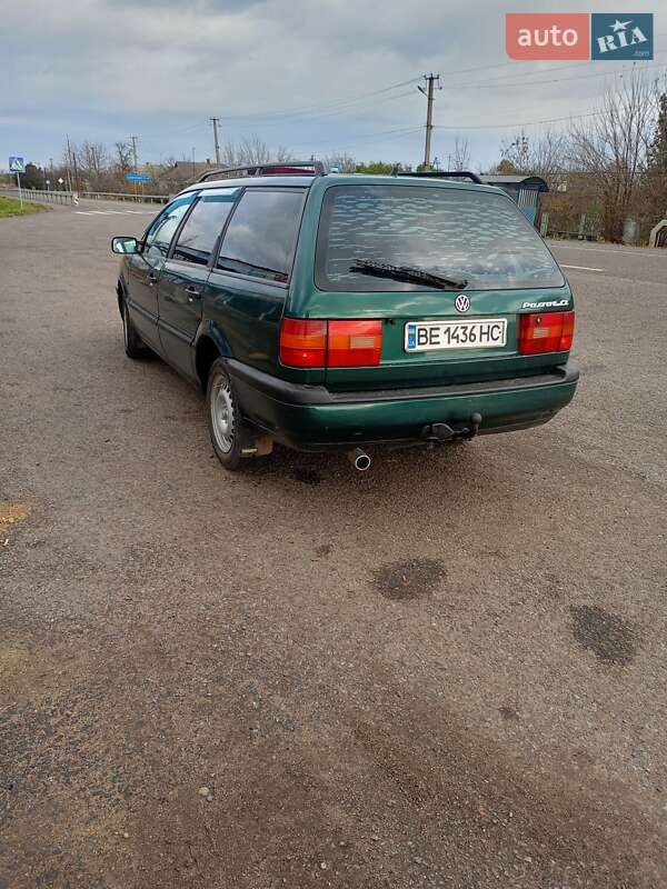 Універсал Volkswagen Passat 1995 в Миколаєві