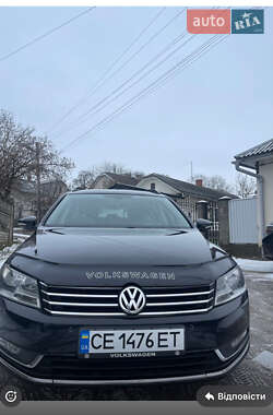 Універсал Volkswagen Passat 2011 в Чернівцях