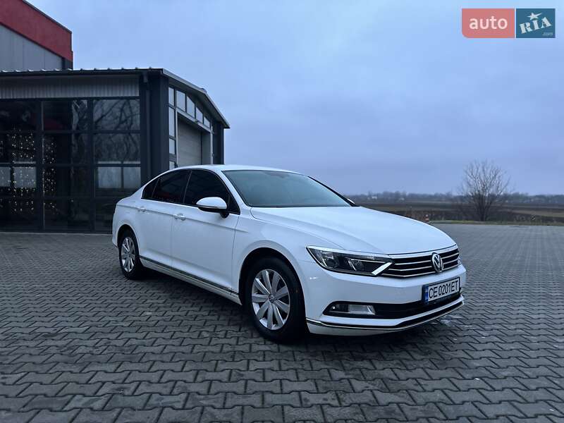 Седан Volkswagen Passat 2017 в 