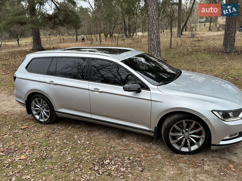 Універсал Volkswagen Passat 2015 в Києві