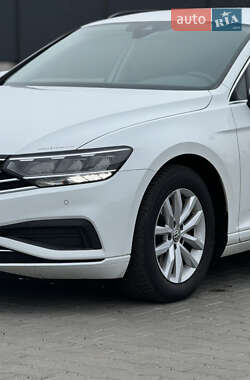 Універсал Volkswagen Passat 2020 в Луцьку