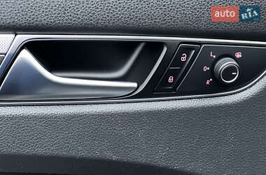 Седан Volkswagen Passat 2017 в 
