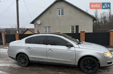 Седан Volkswagen Passat 2006 в Чернівцях