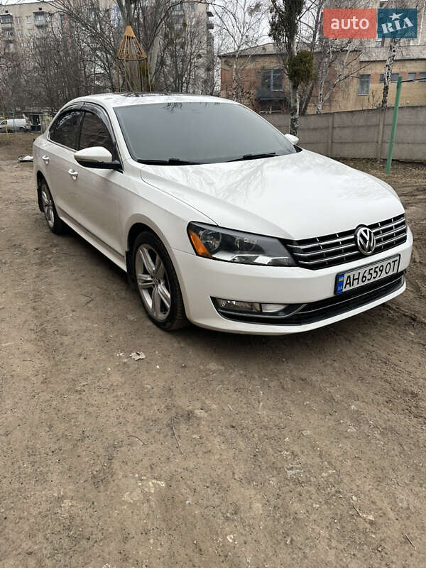 Седан Volkswagen Passat 2012 в Слов'янську