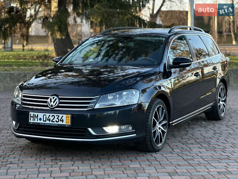 Универсал Volkswagen Passat 2014 в Староконстантинове