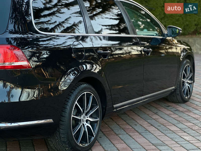 Универсал Volkswagen Passat 2014 в Староконстантинове