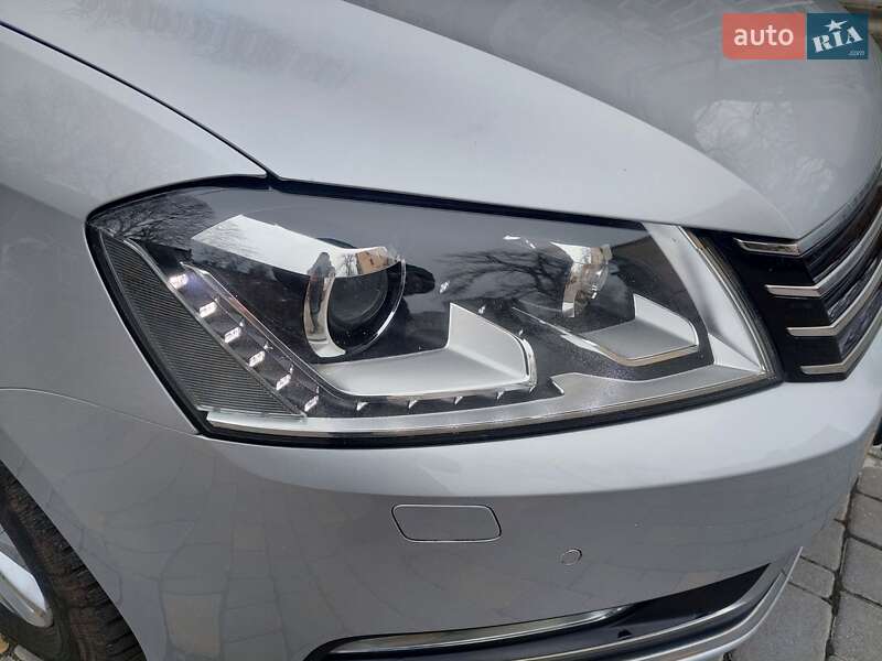 Универсал Volkswagen Passat 2015 в Одессе