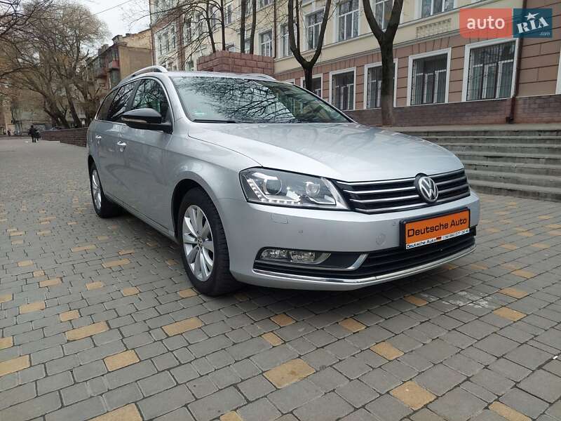 Универсал Volkswagen Passat 2015 в Одессе
