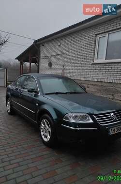 Седан Volkswagen Passat 2001 в Гайсине