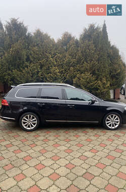 Универсал Volkswagen Passat 2011 в Ровно