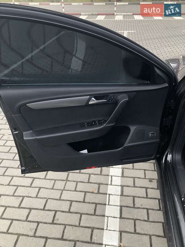 Седан Volkswagen Passat 2010 в Коломые