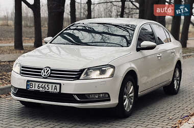 Седан Volkswagen Passat 2011 в Полтаві