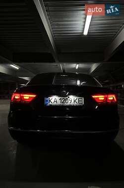 Седан Volkswagen Passat 2012 в Києві