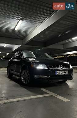 Седан Volkswagen Passat 2012 в Києві