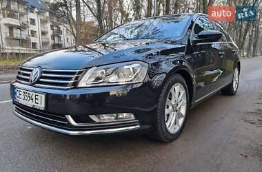 Седан Volkswagen Passat 2013 в Черновцах