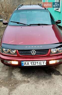 Универсал Volkswagen Passat 1994 в Харькове