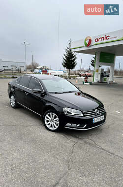 Седан Volkswagen Passat 2014 в Житомирі