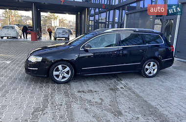 Універсал Volkswagen Passat 2009 в Рівному