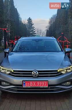 Универсал Volkswagen Passat 2020 в Млинове