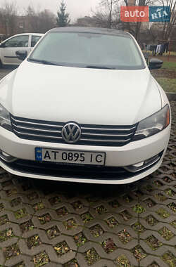 Седан Volkswagen Passat 2014 в Івано-Франківську