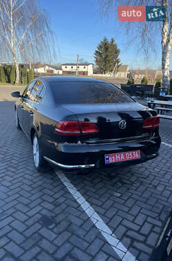 Седан Volkswagen Passat 2011 в Любарі