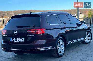 Універсал Volkswagen Passat 2015 в Трускавці