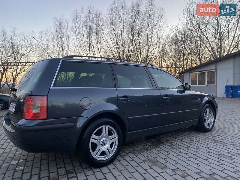 Универсал Volkswagen Passat 2003 в Черновцах