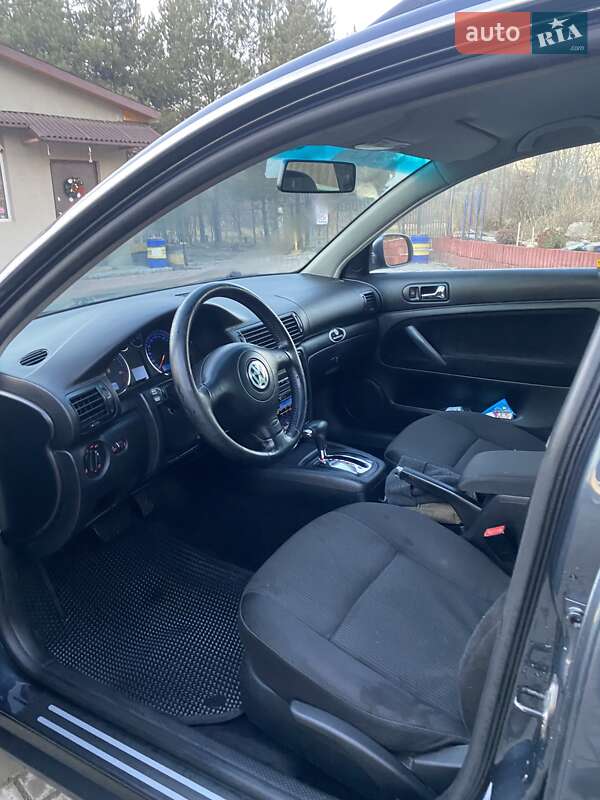 Универсал Volkswagen Passat 2003 в Черновцах