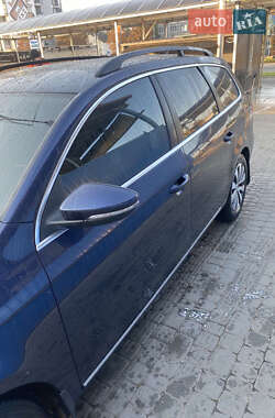 Универсал Volkswagen Passat 2011 в 
