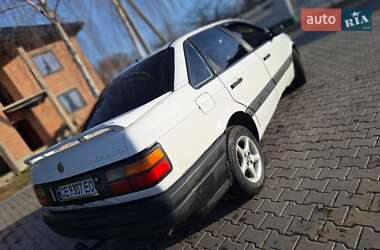 Седан Volkswagen Passat 1988 в Чернівцях