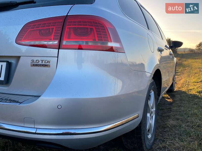 Універсал Volkswagen Passat 2013 в Радехові