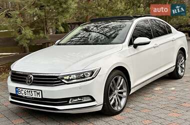 Седан Volkswagen Passat 2018 в Львові