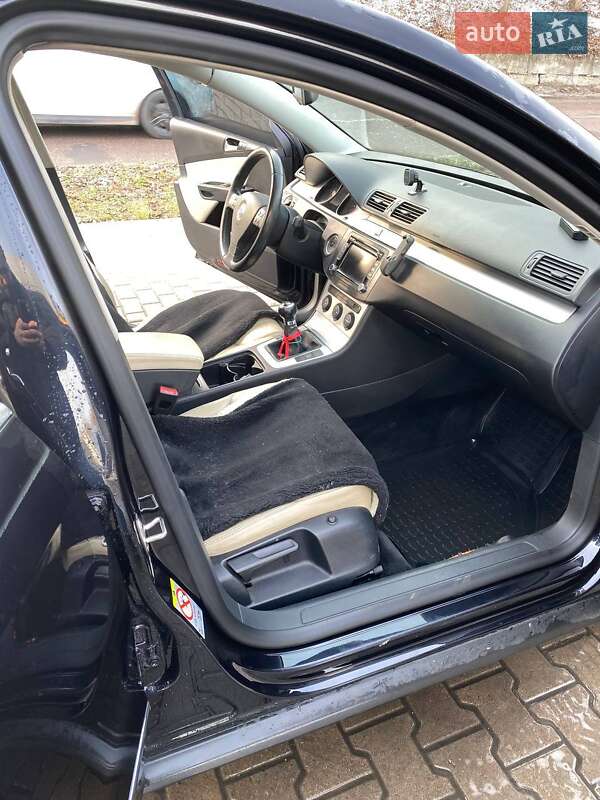 Универсал Volkswagen Passat 2009 в Львове