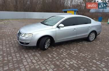 Седан Volkswagen Passat 2008 в Овручі