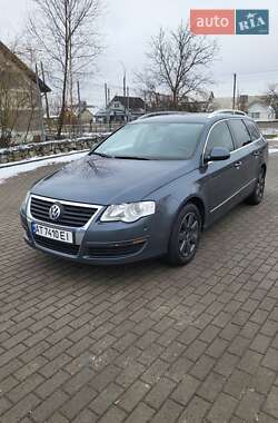 Універсал Volkswagen Passat 2009 в Коломиї