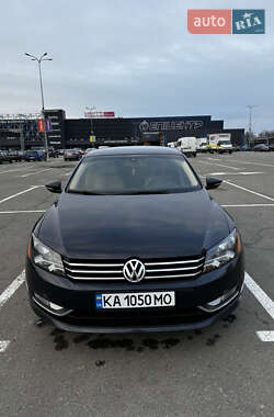 Седан Volkswagen Passat 2015 в Києві