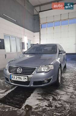 Седан Volkswagen Passat 2008 в Харкові