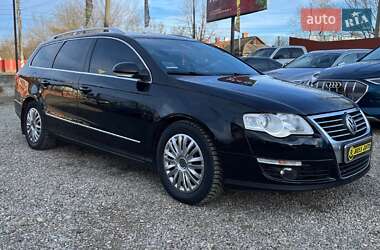 Універсал Volkswagen Passat 2010 в Коломиї