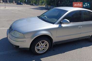 Седан Volkswagen Passat 2005 в 