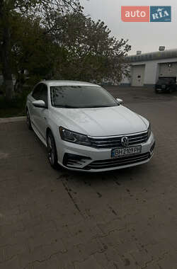 Седан Volkswagen Passat 2016 в 