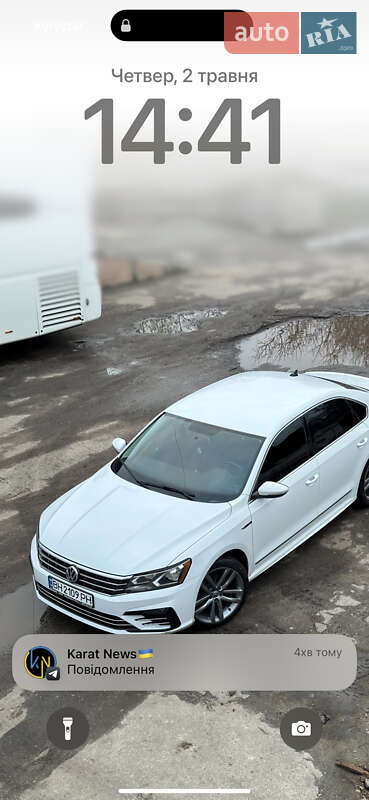 Седан Volkswagen Passat 2016 в Одессе