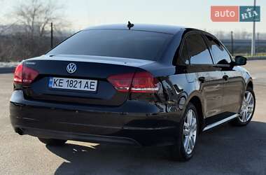 Седан Volkswagen Passat 2014 в Днепре