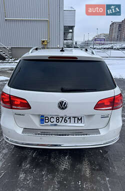 Универсал Volkswagen Passat 2013 в Львове