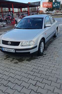 Седан Volkswagen Passat 1997 в Чернівцях